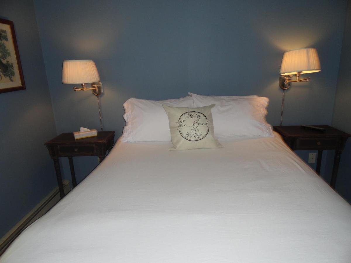The Bond 1786 Inn (Adults Only) Warrensburg Chambre photo